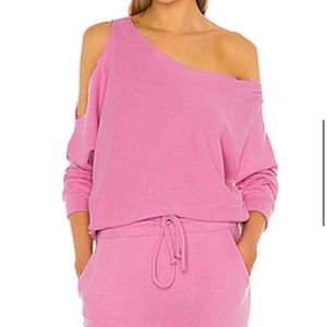 One shoulder pullover